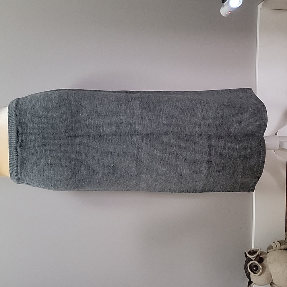 Gray Knit Midi Skirt - Classic Women's Skirt Sz M